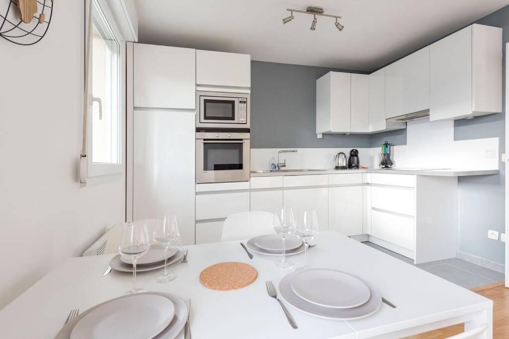 Crystal Apartment Disneyland Bmyguest Монтеврен Экстерьер фото