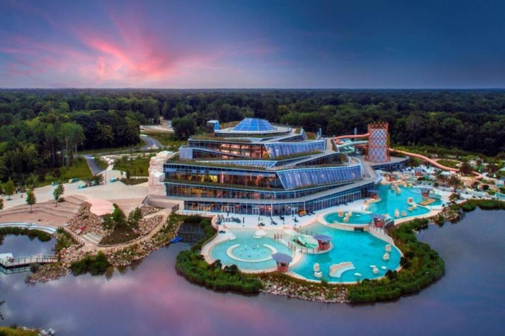 Crystal Apartment Disneyland Bmyguest Монтеврен Экстерьер фото